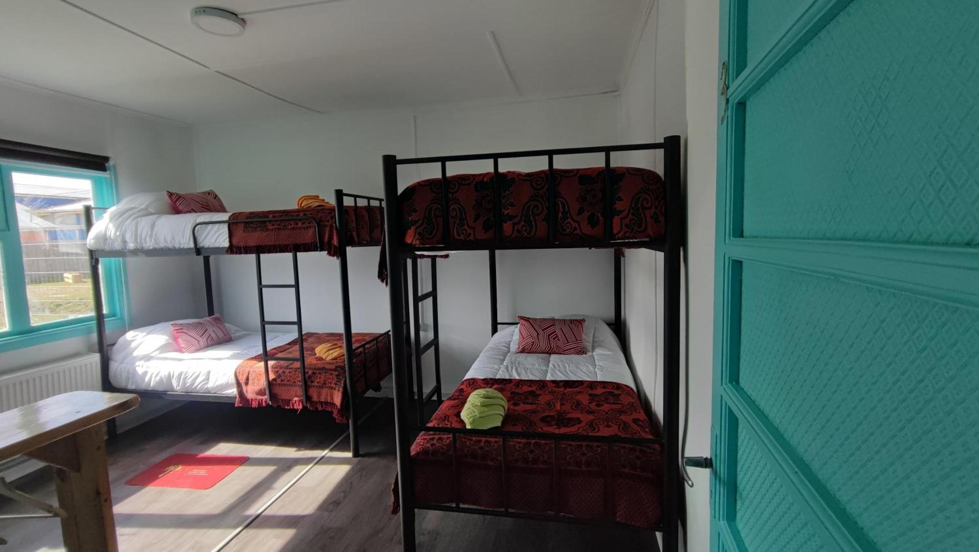 Hostel Kuntur Puerto Natales Luaran gambar