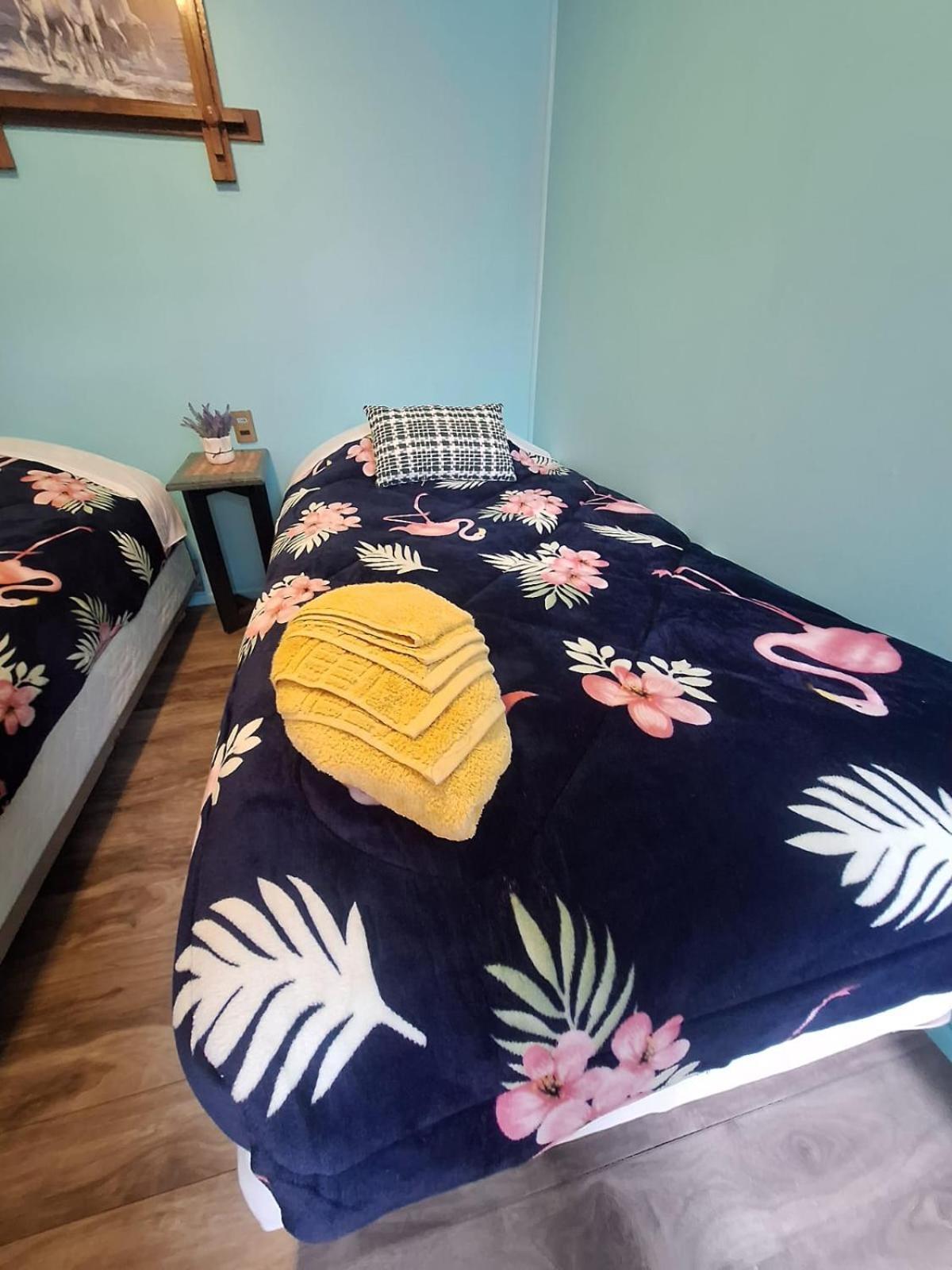 Hostel Kuntur Puerto Natales Luaran gambar
